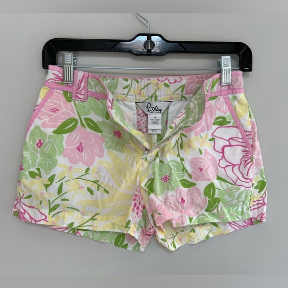 Lilly Pulitzer White Label Girls Pastel Pink/Green Floral Chino Shorts, size 14 - Picture 2 of 8